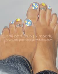 Now the main trend is minimalism. On Your Toes N A I L P A R T I E S B Y K I M B E R L Y Toenail Art Designs Toe Nail Designs Pedicure Designs Toenails