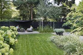 strak en stijlvol studio siebers tuin tuin ideeen minimalistische tuin
