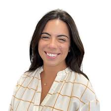 Amanda Romeo's Instagram, Twitter & Facebook