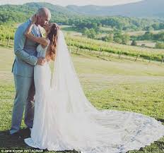 Jana kramer has revealed some details about her upcoming wedding, the color palette and in just a few short weeks, jana kramer will be a newlywed! Jana Kramer Shares Wedding Pics On Instagram To Celebrate Three Year Marriage Anniversary To Mike Caussin