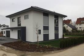 Stadtvilla In Steinheim Bild 2 Stadtvilla Haus Fassadengestaltung
