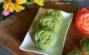 3 buah telur, 6 sendok makan terigu (segitiga biru), 9 sendok makan gula pasir, 1/2 sendok baking powder, 6 sendok mentega cair/ minyak, sejumput garam, pasta pandan (sesuai selera). Resep Bolu Kukus Coklat Pandan Takaran Sendok Tanpa Mixer Cute766
