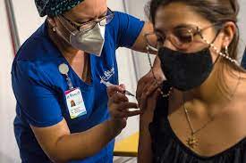 Chile, de 19 millones de habitantes, lleva a cabo uno de los procesos de vacunación más rápidos del mundo: Zmnti Zpl6vvam