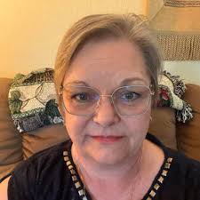 New family introduction in Mendota, Virginia