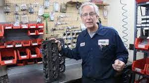 Chevrolet corvette sbc fuelie camel hump heads casting. Double Hump Heads Which Head To Run Youtube