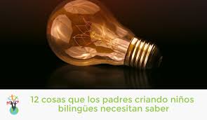 Como padre, usted le brinda a su hijo un buen comienzo en la vida, ya que lo nutre, lo protege y lo guía. 12 Cosas Que Los Padres Criando Ninos Bilingues Necesitan Saber