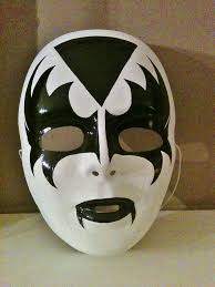 Pin By Derk Frost On Things We Ve Made I Ve Painted Kiss Mask Face Painting For Boys Kids Face Paint