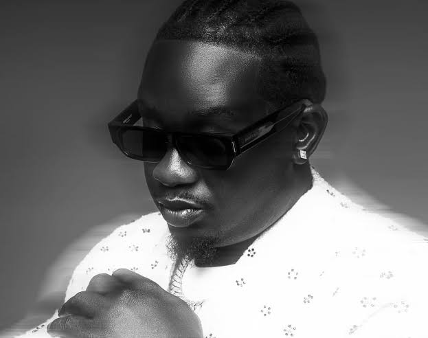 Wande Coal makes powerful statement with 'DEM GO PAY' | Notjustok
