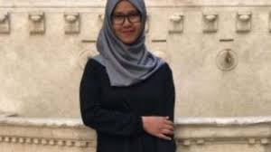 Servergambar01 | gambar kartun muslimah semakin banyak banyak digunakan banyak kalangan untuk dijadikan wallpaper hp dan kebutuhan lainnya. Duh Muslimah Berhijab Ini Dilarang Terbang Sebelum Buka Hijab