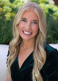 Lacy Boswell's Instagram, Twitter & Facebook