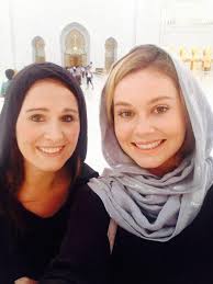 Hannah Scully (@hdescully)