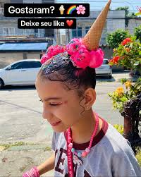 Cabelo Maluco Que Tem Escorrega De Maria Chiquinha