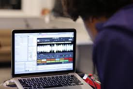 A short, memorable melodic figure can play a huge role in your songs. 5 Tips For Becoming A Music Producer Gender Amplified A Movement That Celebrates Women Producers