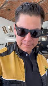 RAGA Barber Shop ahora cambiamos de look , #Diciembre #rockabilly