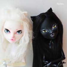 Leah Parry (pinupgoth96)