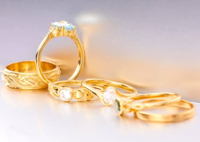 The Royal Tradition Behind Welsh Gold Wedding Jewellery