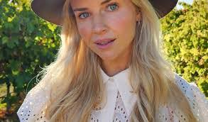 Ruby Higgins's Instagram, Twitter & Facebook