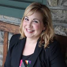 Amanda Drumm's Instagram, Twitter & Facebook