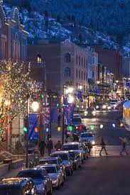 Greenville Commons Tn Open On Christmas Day 2022 55 Best Christmas Towns In Usa - Best Christmas Towns In America