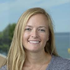 Leanna Powers's Instagram, Twitter & Facebook