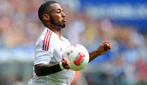 View dennis aogo profile on yahoo sports. Jarchow War Entsetzt