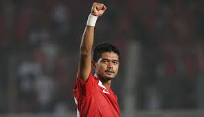 His natural position is striker. Bepe Gonzales Luar Biasa Bola Tempo Co