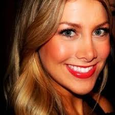 Erin Redmond's Instagram, Twitter & Facebook