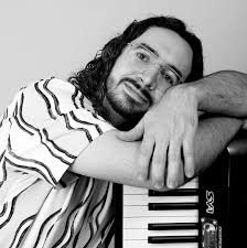 Come have a holly jolly good time at Reindeer Room this weekend! You can  enjoy seasonal cocktails and listen to live music under the sparkling  lights. See what we have