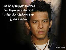 Kebebasan (bersyarat) itu disambut dengan launching buku biografi ariel, uki, lukman, reza dan david bertajuk kisah lainnya. Kata Bijak Ariel Tentang Mimpi Cikimm Com