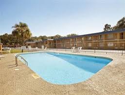 There are multiple hotels in parris island that will please the whole family. Super 8 Beaufort Parris Island Port Royal Dnata Travel