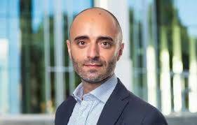 Red, Autore presso iMille