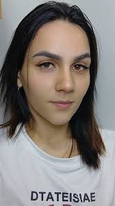 Pelas mãos da Elisa, só conseguimos realçar ainda mais o olhar da nossa  Andreia ✨ Foi escolhida uma técnica natural, com realce a um olhar  delineado. Demos a esta nova técnica o