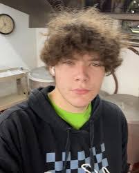 Ryan Fetty's Instagram, Twitter & Facebook