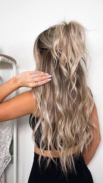 Easy Half Up Hair 🤍 one of my favorite easy way to add a little extra  volume to a half up ponytail! These mini claw clips are the perfect size  too. Save this video for later when you’re in need of a ...