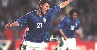 11/02/1998 ídolo de la universidad de chile y de river plate. Anche Nel 1998 Al Mondiale Francese L Italia Si Presento In Campo Senza Juventini Ma Non Al Triplice Fischio Numeri Calcio