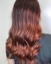 Le più gettonate sono sicuramente le meches rosse su capelli castani. Colore Capelli Balayage Ombre E 35 Sfumature Per Il 2022