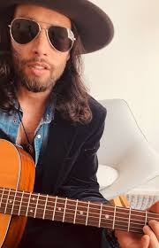 Karen Davy and Ken Strong, performing as The Dolly Parton Experience,  delivered a heart melting rendition of "I Will Always Love You" at the  Wairarapa Music in the Country Festival. 🎶💖 The