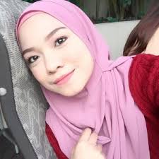 Kehidupan awal ruhainies dilahirkan pada isnin, 27 julai 1992 masihi bersamaan 26 muharram 1413 hijrah di kepala batas, pulau pinang dan merupakan anak ketiga daripada lima beradik kepada pasangan zainul ilyas zainul abidin dan che bunga salleh. Biodata Nur Ruhainies Pelakon Cantik Seiras Nora Danish Azhan Co