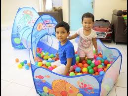 Bocah Imut Unboxing Tenda Tendaan Terowongan Dan Ada Kolam Basket Mandi Bolanya Youtube