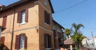 A Louer Charmante Maison Traditionnelle F6 A Faravohitra Tananarive Agence Immobiliere A Tananarive Maison Traditionnelle A Louer Agence Immobiliere