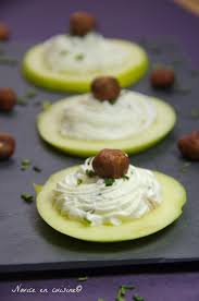 Canapes Pommes St Moret Et Echalotes Le Blog De Novice En Cuisine Cuisine Recette Aperitif