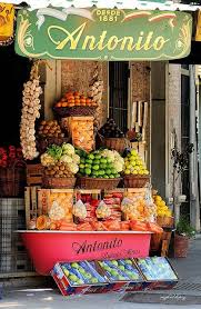 Pin Di Kailas Vacanze Su Stores Departments Cibo Negozio Di Alimentari Piccoli Negozi