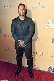 Check spelling or type a new query. Hamilton S Leslie Odom Jr Drops Out Of Christmas In Rockefeller Center 2020 Aktuelle Boulevard Nachrichten Und Fotogalerien Zu Stars Sternchen