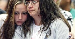 Thousands turn out for emotional memorial