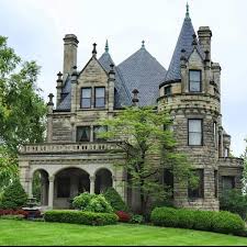 Historical Homes Of America On Instagram An 1890 Chateauesque Style Mansion Located In Cincinnati Oh Photo By Drum679 In 2020 Mansions Turret House Old Mansions