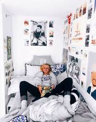 Vsco Sydneyworthington Collection Dorm Room Wall Decor Dorm Room Walls Dorm Room