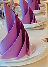 Servietten Falten Weihnachten 5 Einfache Anleitungen Und Noch Eine Menge Inspiration Pa Christmas Napkin Folding Wedding Napkin Folding Paper Napkin Folding