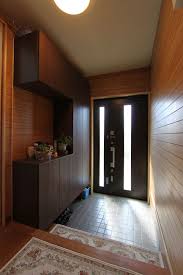 This garden is inside the house, under an open finished roof structure. Small Hdb Entryway Ideas To Look Spacious Stylish Functional Girlstyle Singapore