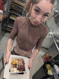 Experienced server/barista needed! Please send resume to  clover.california@gmail.com or call 530-744-5328