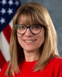 Jennifer Carder's Instagram, Twitter & Facebook